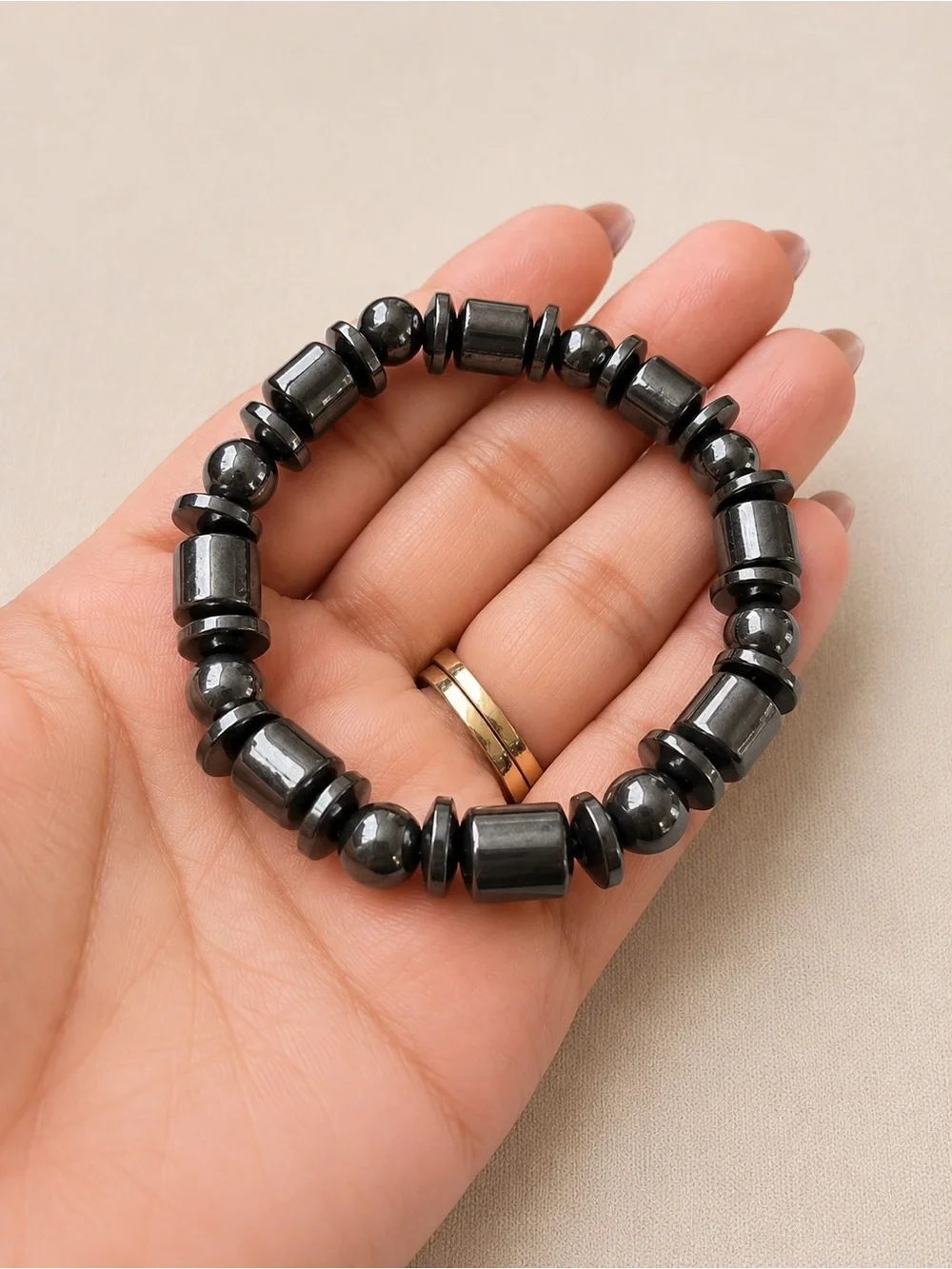 Magnetic Hematite-Style Beaded Stretch Bracelet – Unisex (made of real magnet)